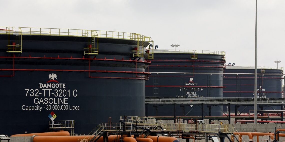 Le Nigéria amorce un tournant décisif vers la souveraineté énergétique: la raffinerie Dangote entame la distribution nationale de carburant