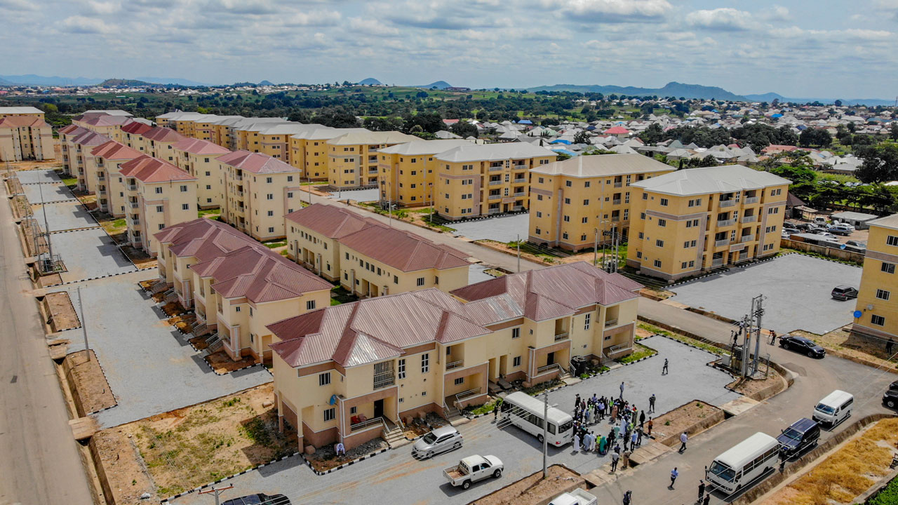 Le gouvernement nigérian lance la construction de 77 400 logements sociaux à travers tout le pays